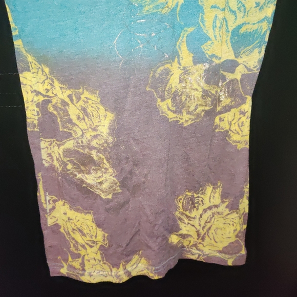 Women's medium Sinful t-shirt - Picture 11 of 12